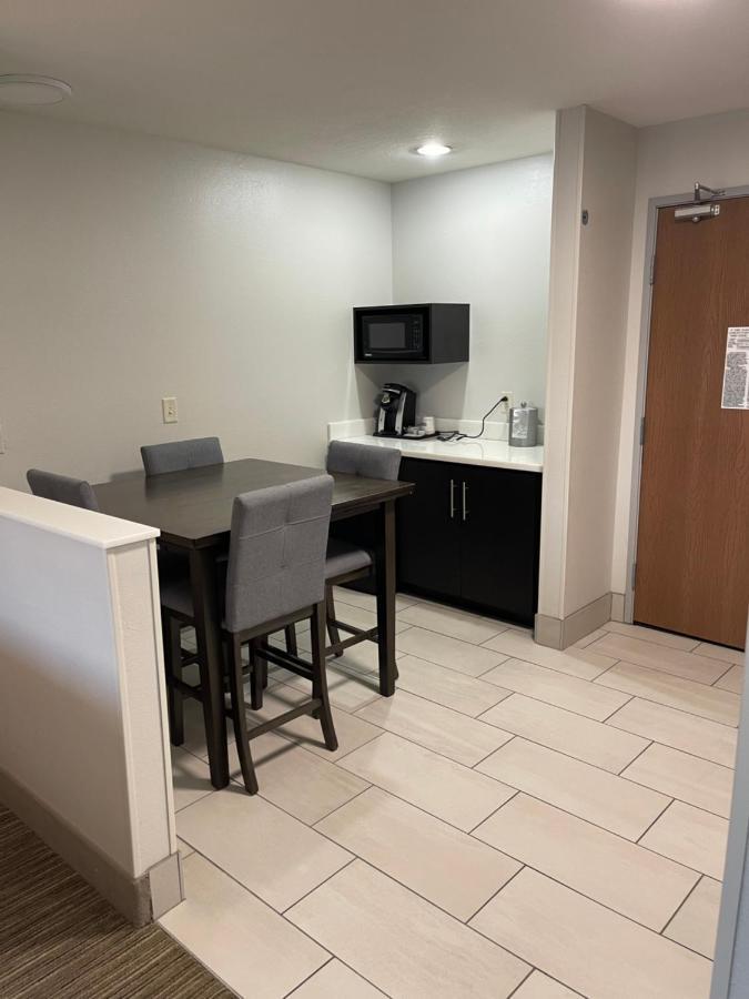 Holiday Inn Express Hotel & Suites Las Vegas By Ihg Ngoại thất bức ảnh