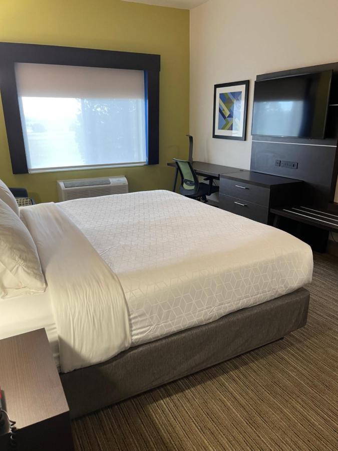 Holiday Inn Express Hotel & Suites Las Vegas By Ihg Ngoại thất bức ảnh